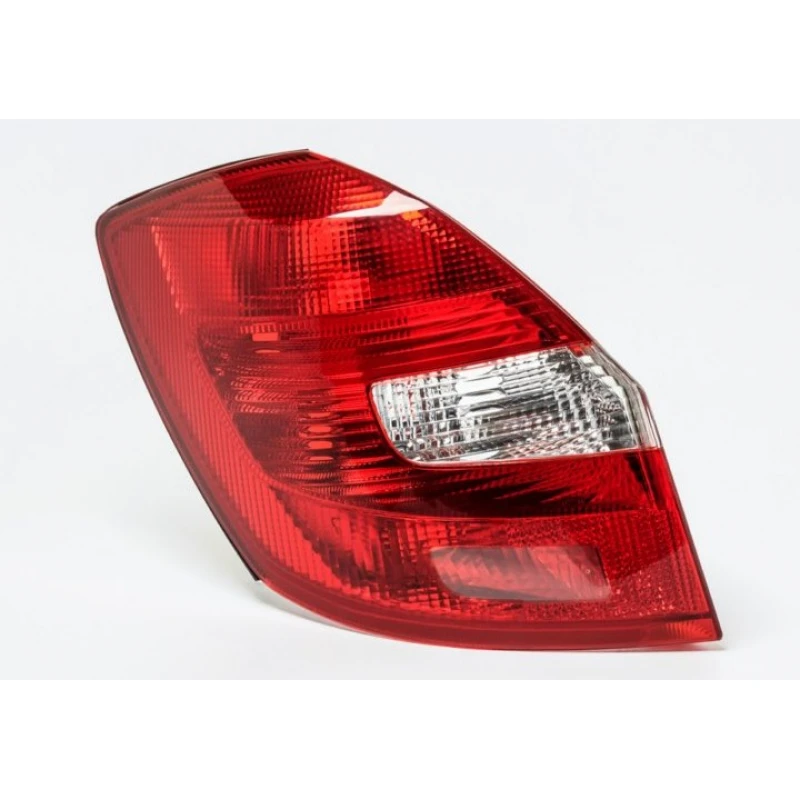 Задний правый фонарь skoda fabia 1. Фонарь задний фабия. Фонарь задний фабия. Фонарь задний фабия. Задний фонарь центральный шкода фабия 2.