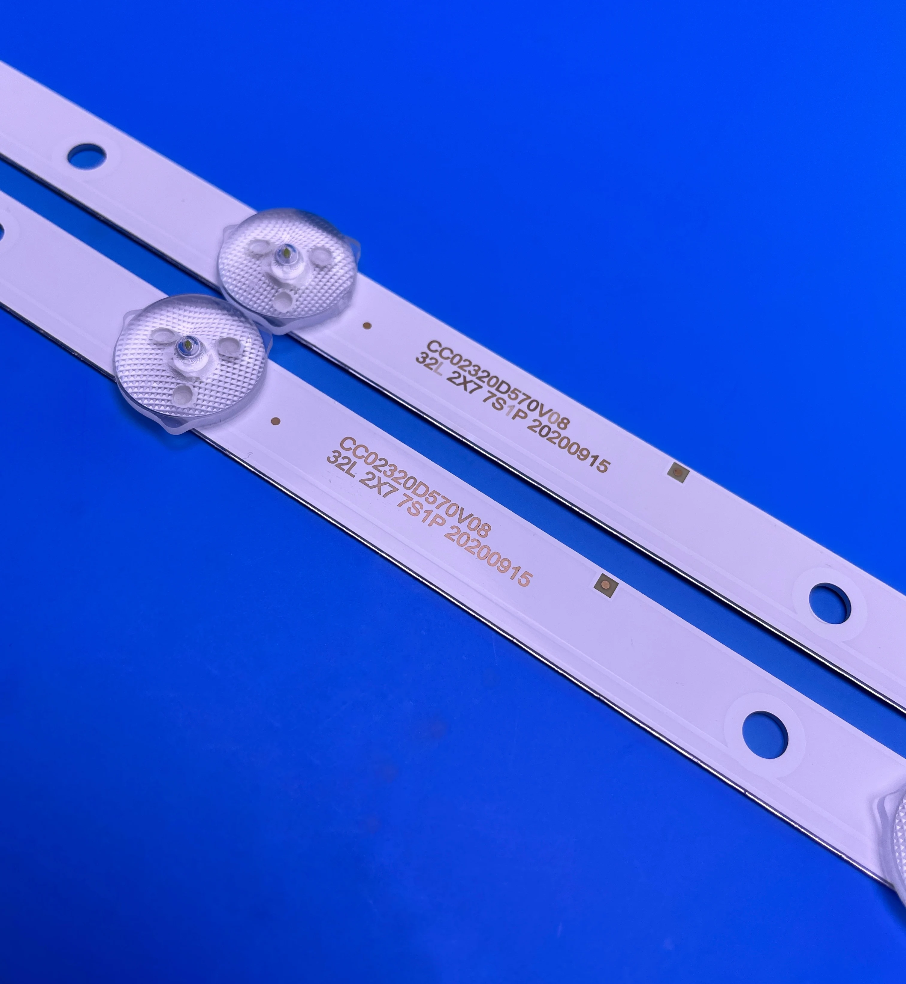 Led подсветка CC02320D570V12 for Akai LEA-32L42GS Akira 32LED06T2P АОС T3211M DEXP H32D7000Q H32D8000Q - купить по