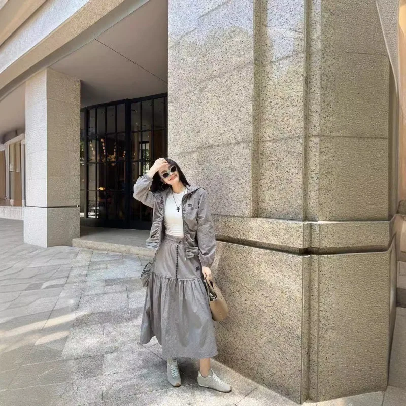 Копия 1:1 Миумиу 24-летняя Новая модная одежда с вышитыми буквами Повседневная