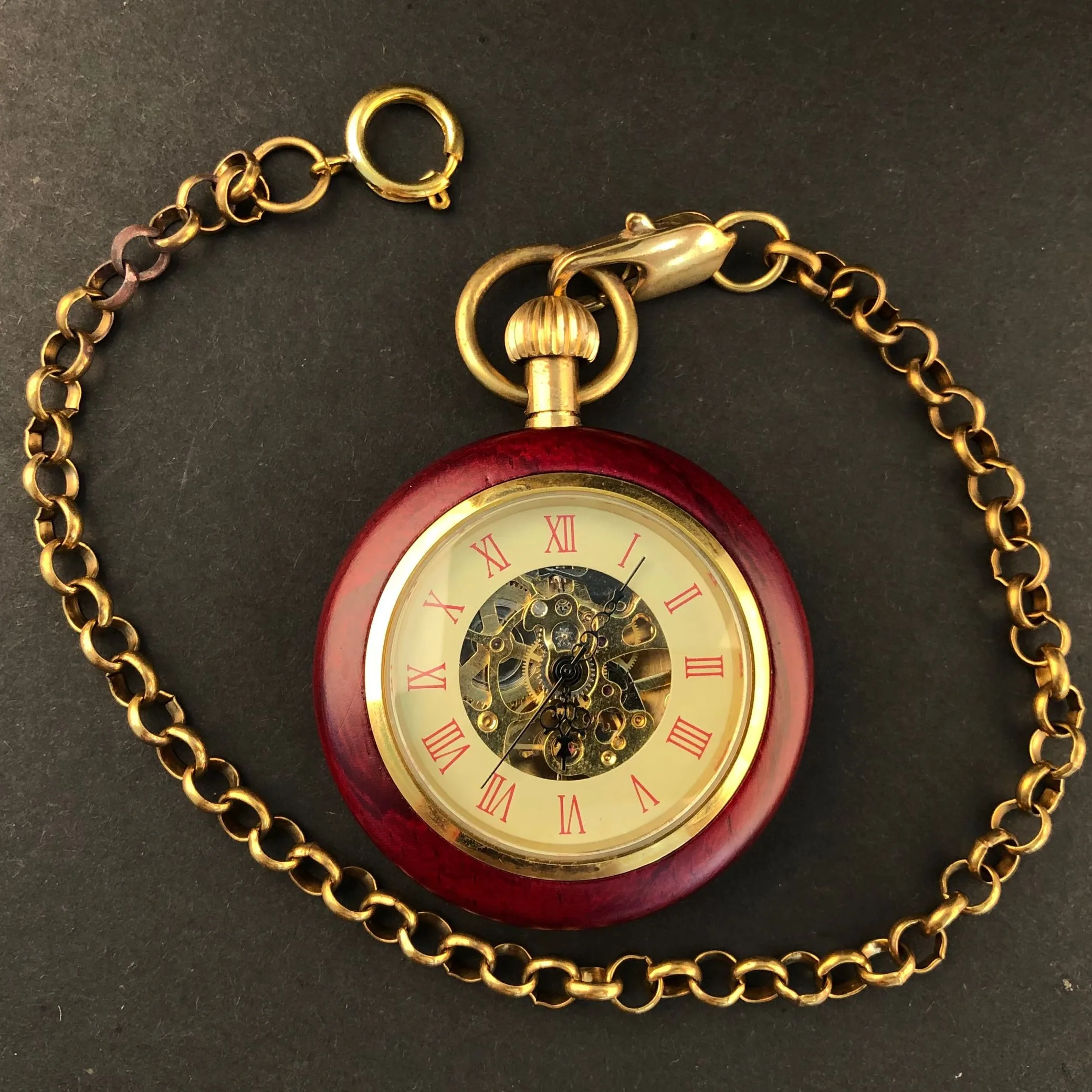 Vintage Red wood Pocket Watch Round Steampunk Antique Mechanical Wall Watch Mens women universal clock Gift reloj de bolsillo