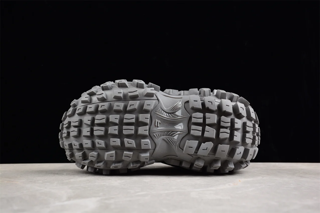 Кроссовки Defender W2RA63000
