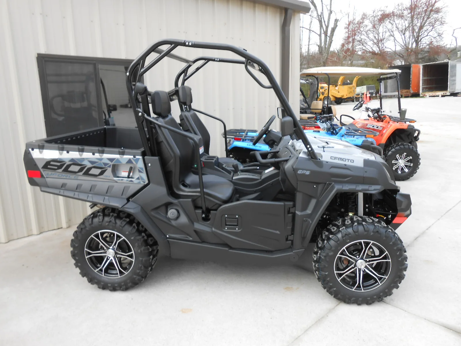 

Промо-продажа 2022 CFMOTO UFORCE 1000CC 800CC 650CC 400CC ATV 4x4 Серый Бесплатная доставка