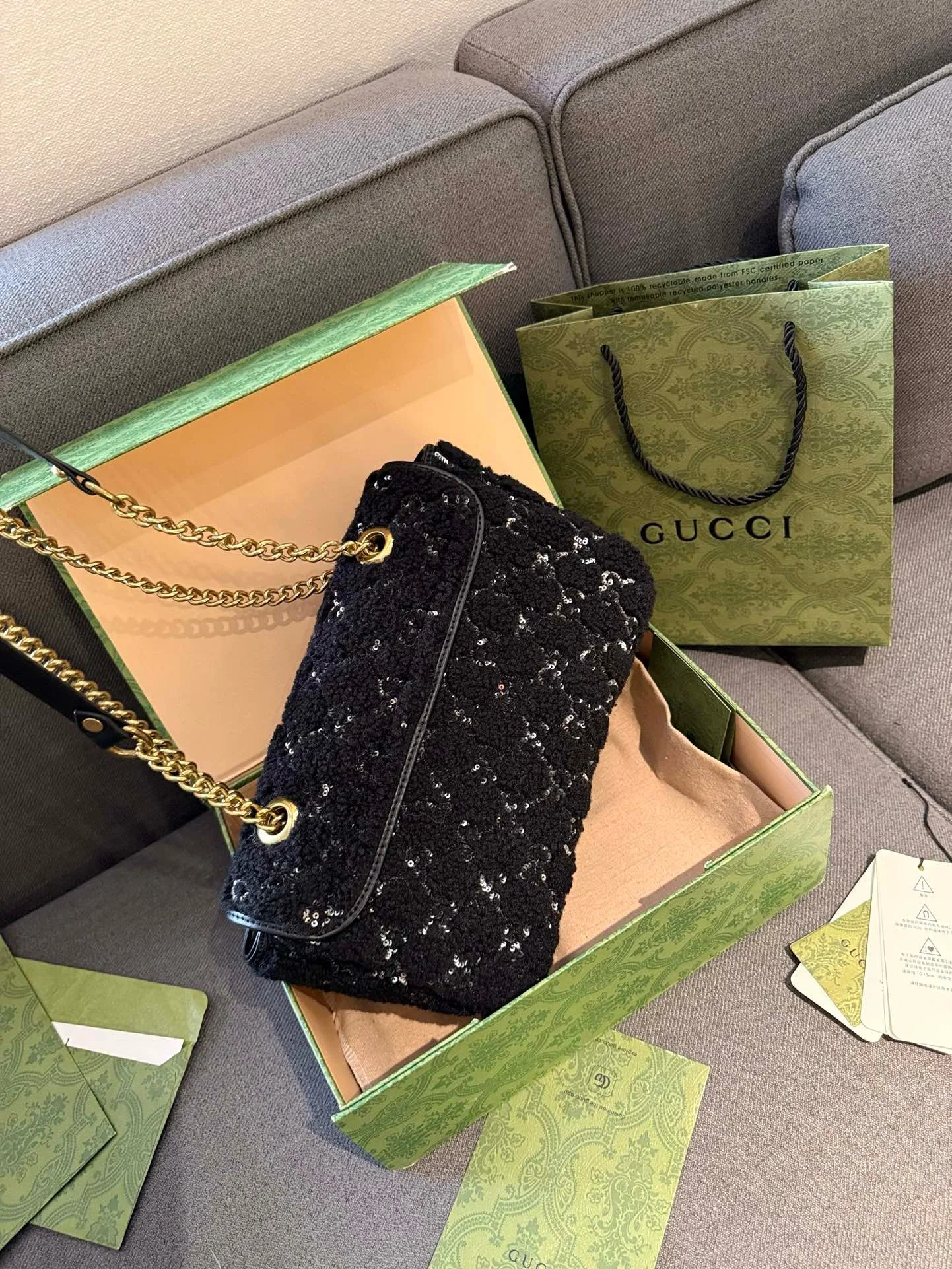 Сумка через плечо из овечьей шерсти черного цвета 27 см GG MARMONT МАЛЕНЬКАЯ СУМКА в