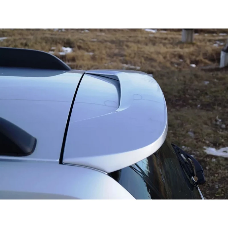 Задний спойлер renault duster. Спойлер багажника дастер. Спойлер renault duster. Задний спойлер на рено дастер. Спойлер чистое стекло рено дастер.