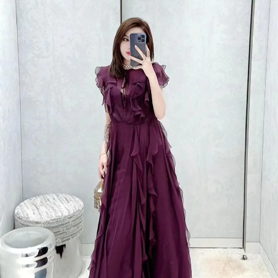 Элегантное платье в стиле ретро с оборками из 100% шелка бордового цвета