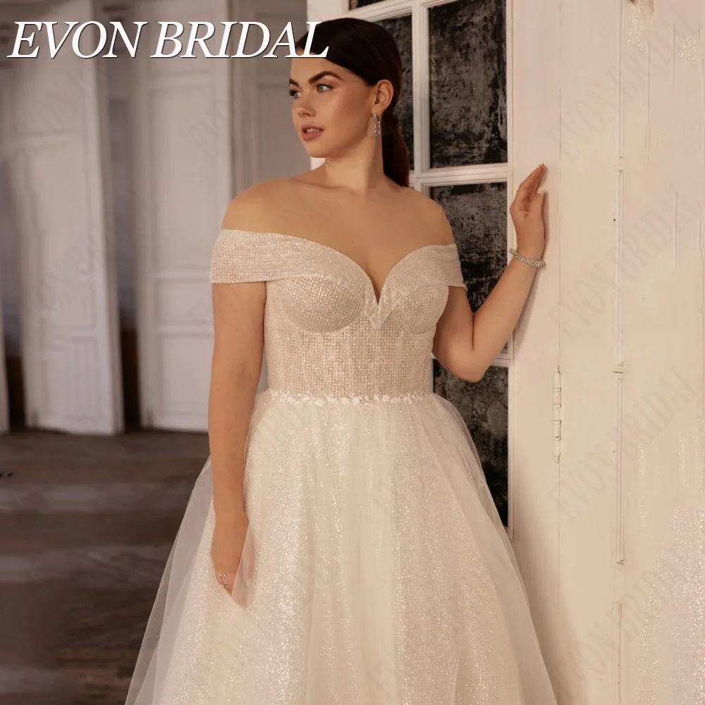 Рисунок 3 - Evon Bridal Свадебная шляпа с рукавами