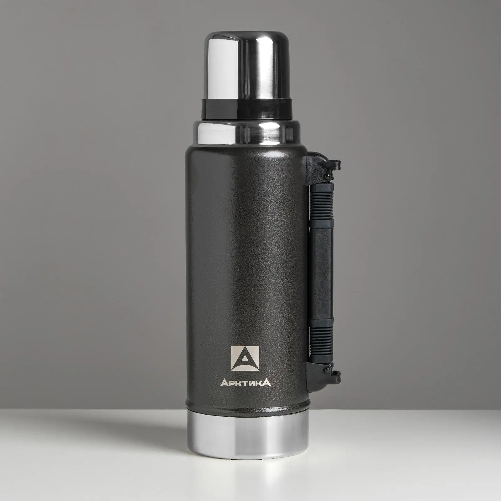 Термос Арктика 1.25 л сохраняет тепло 40 ч 33 х 9.6 см черный