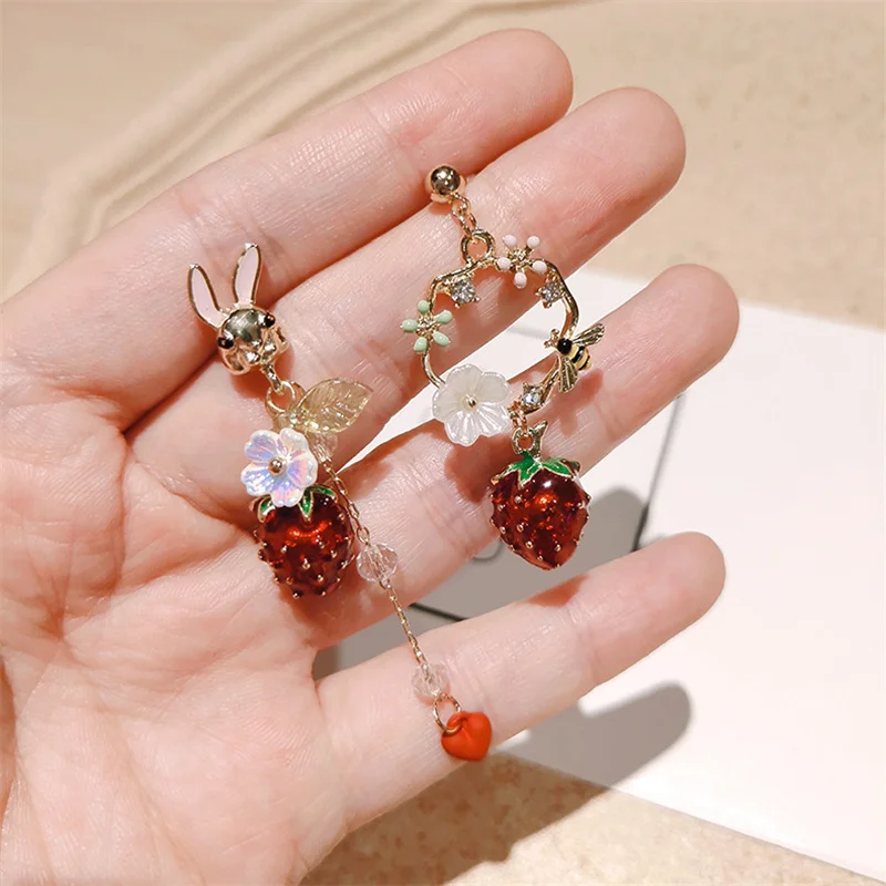 

Japan Korea Cute Rabbit Dangle Earrings Asymmetrical Heart Strawberry Tassel Women Earrings Bee Flower Jewelry Girl Party Gift