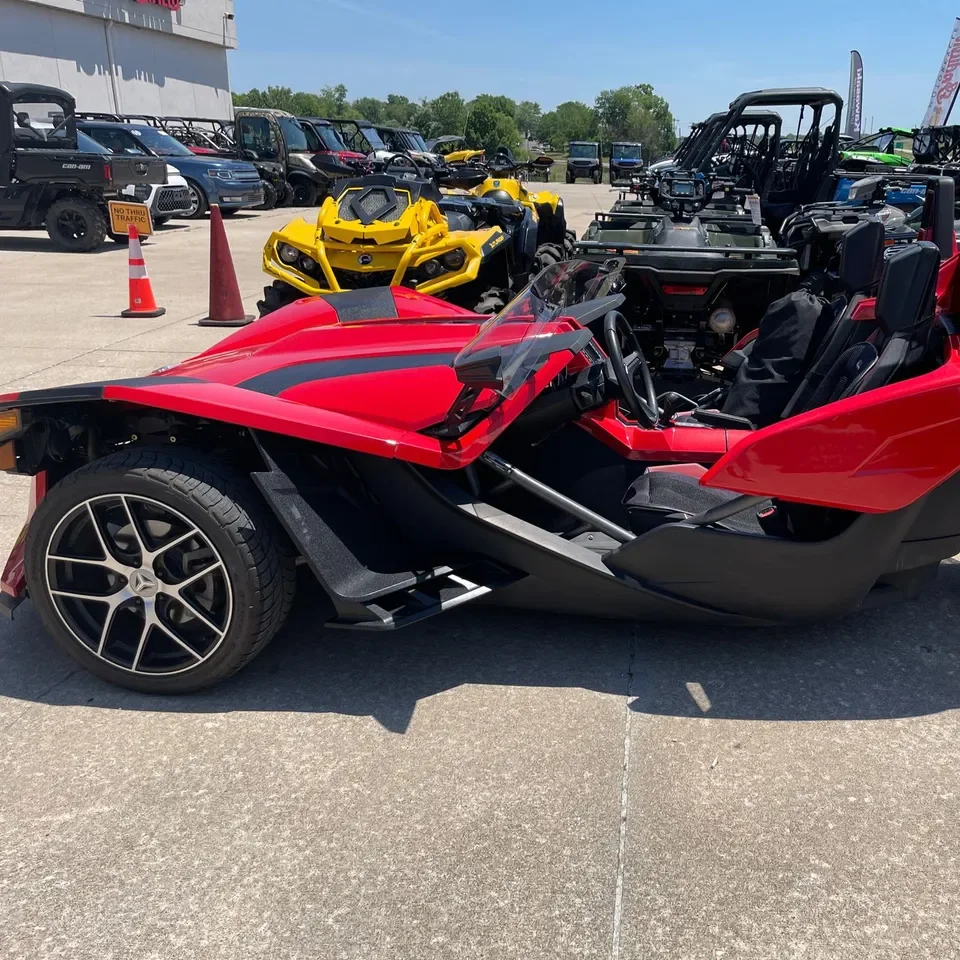 

2023 Polaris SLINGSHOT SL
