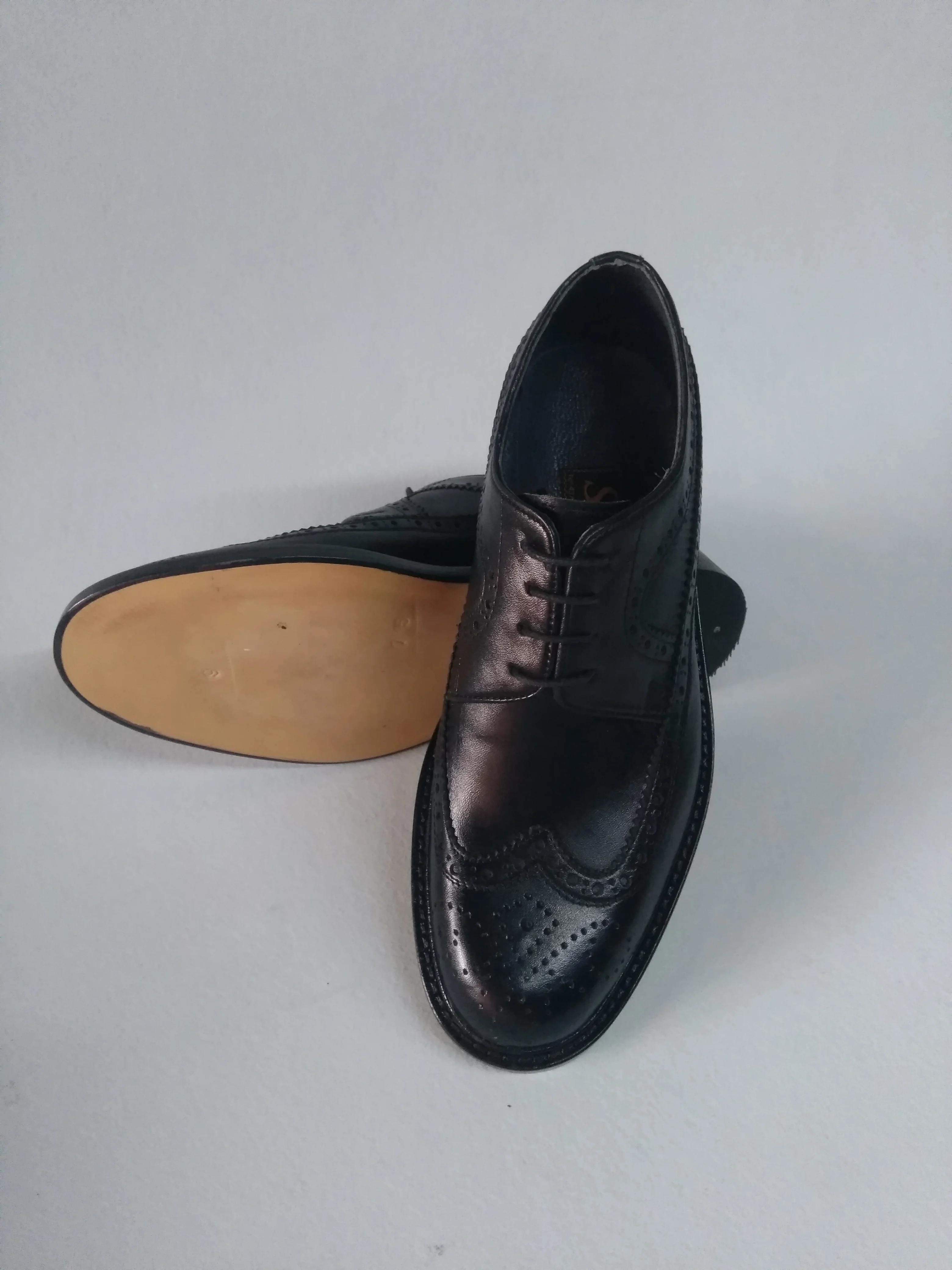 

Классические туфли ручной работы из натуральной кожи, лоферы, Повседневная коллекция 2023, мягкие черные туфли, удобная обувь, европейский ра...