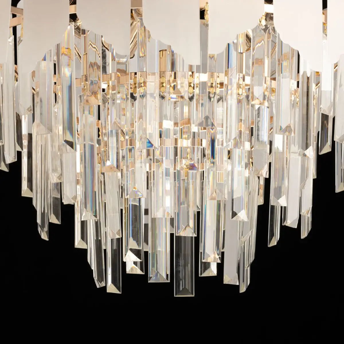 Подвесная люстра tkraM eD Бриз 608910111