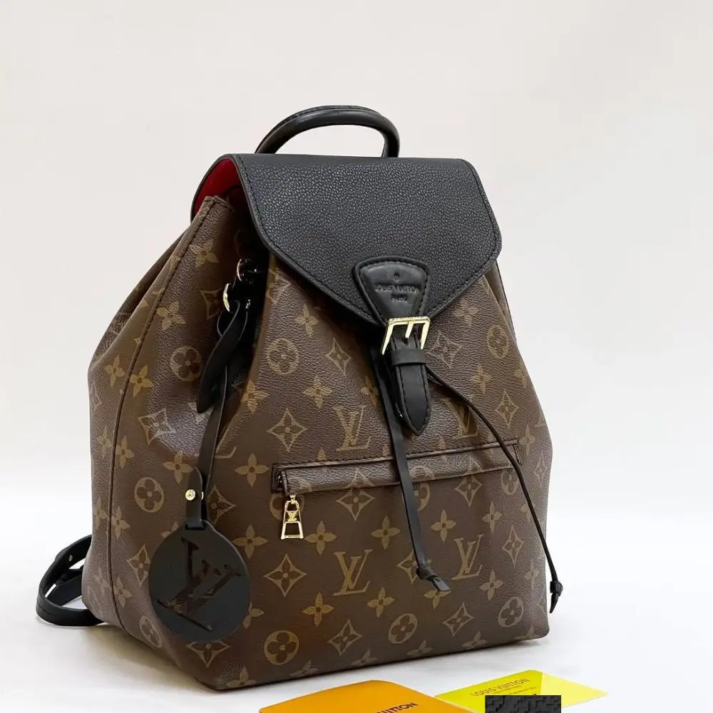 Кожаный рюкзак качества тренд 2022 для женщин женская сумка трендовая Тактический