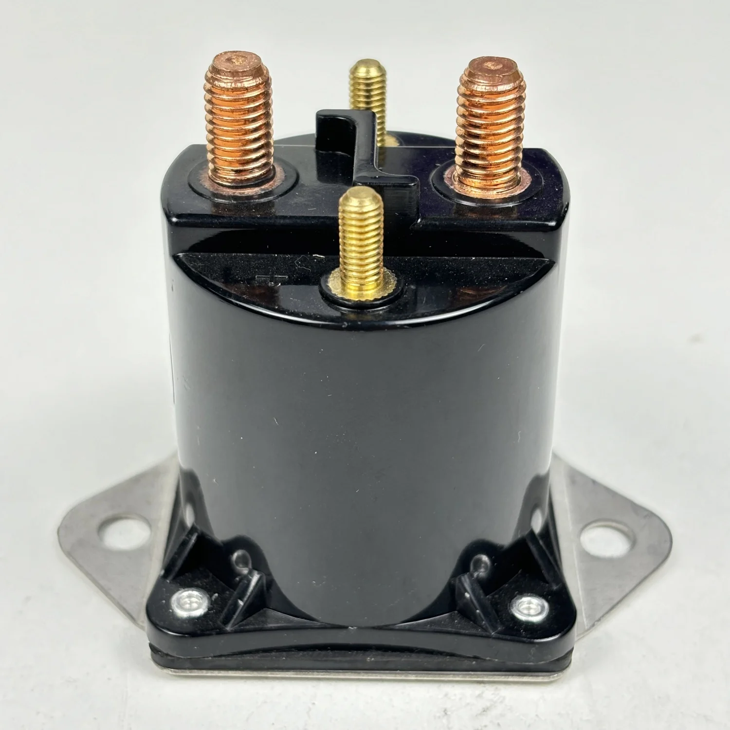 Электромагнитное реле 107655 C1 для чехла IH 100 1066 1086 1466 1468 1486 1586 3394