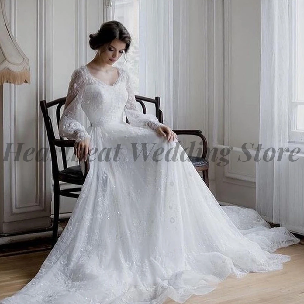 

2023 A-Line Romantic Wedding Dress for Ladies with Scoop Long Sleeve Button Back Court Train Applique Sequins Beads Bridal Gowns