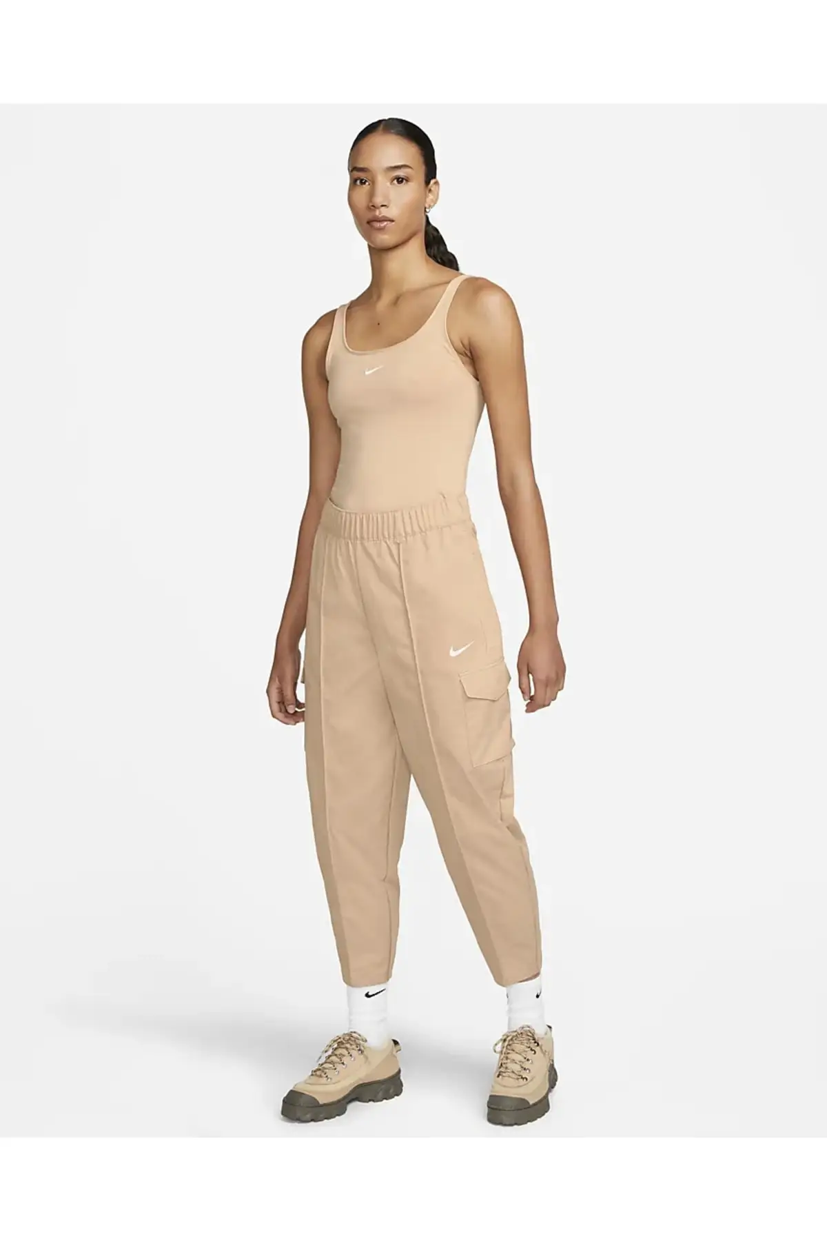 Найк штаны Sportswear Essentials