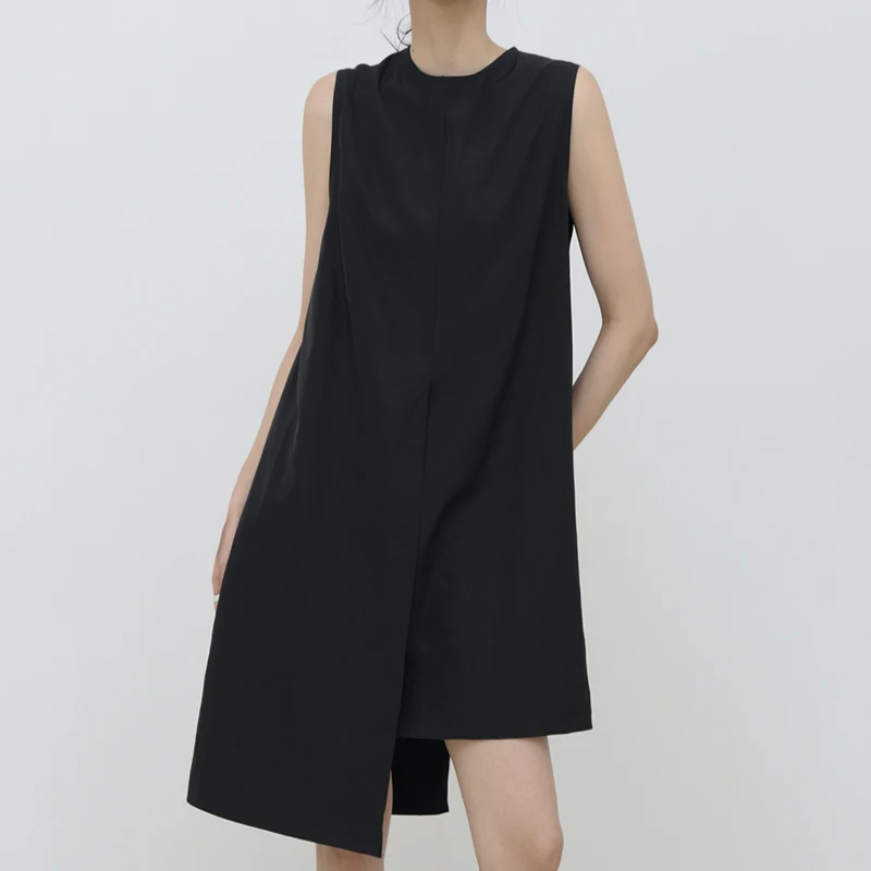 

Clothland Women Sexy Black Asymmetrical Dress Irregular Design O Neck Sleeveless Simple Style Mini Dresses Vestido QB106