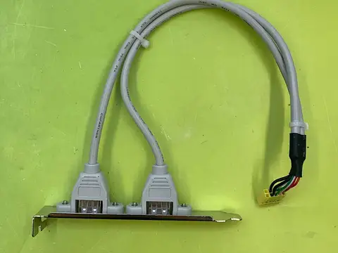 Дополнительная планка USB для компьютера