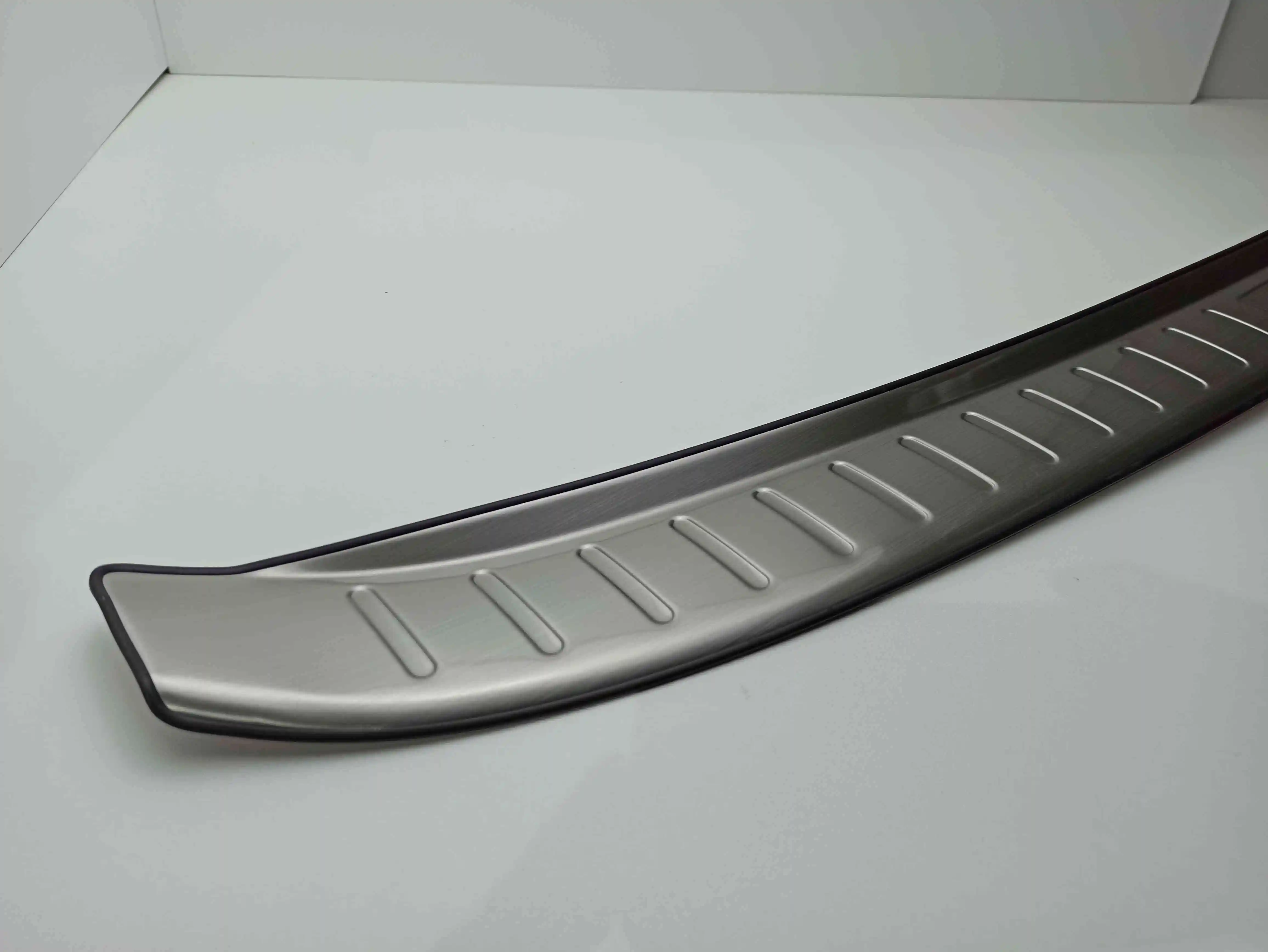 Накладка на задний бампер Nissan Qashqai c 2014 г. J11 (Защита бампера ...
