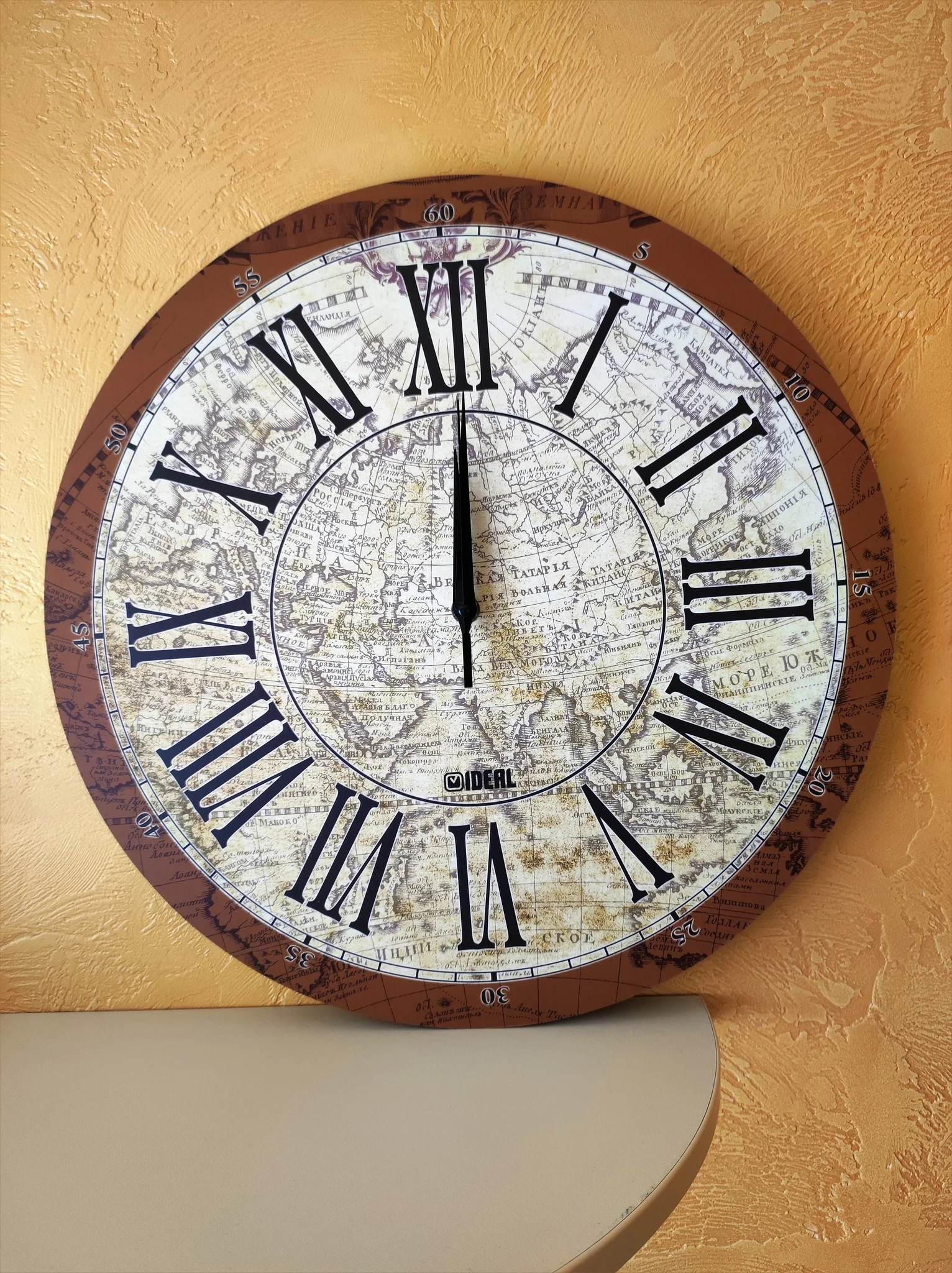 деревянные часы из МДФ Старая карта Мира mdclr032 d420