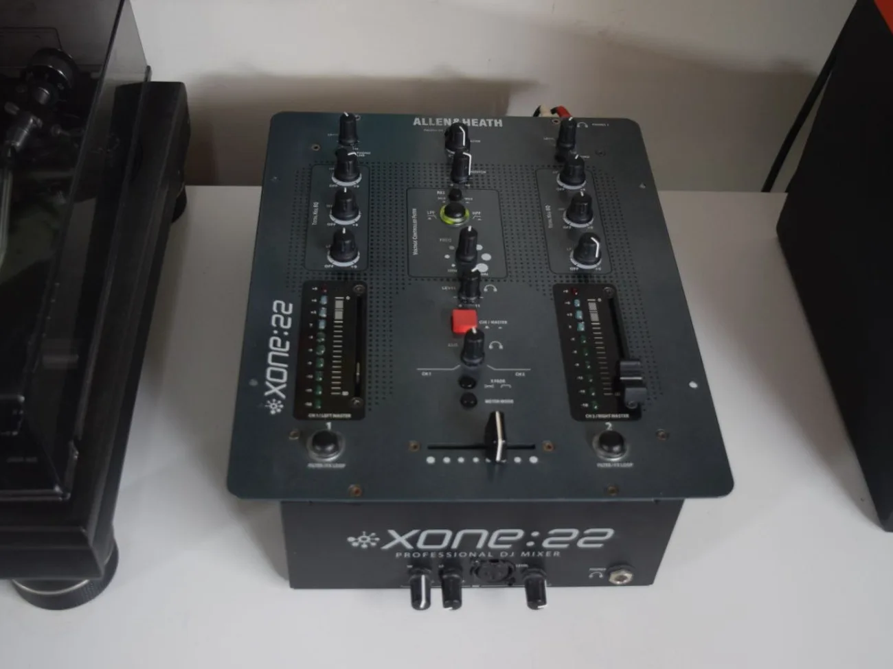 

100% OFFICIAL Allen & Heath Xone:23 2+2 DJ Mixer