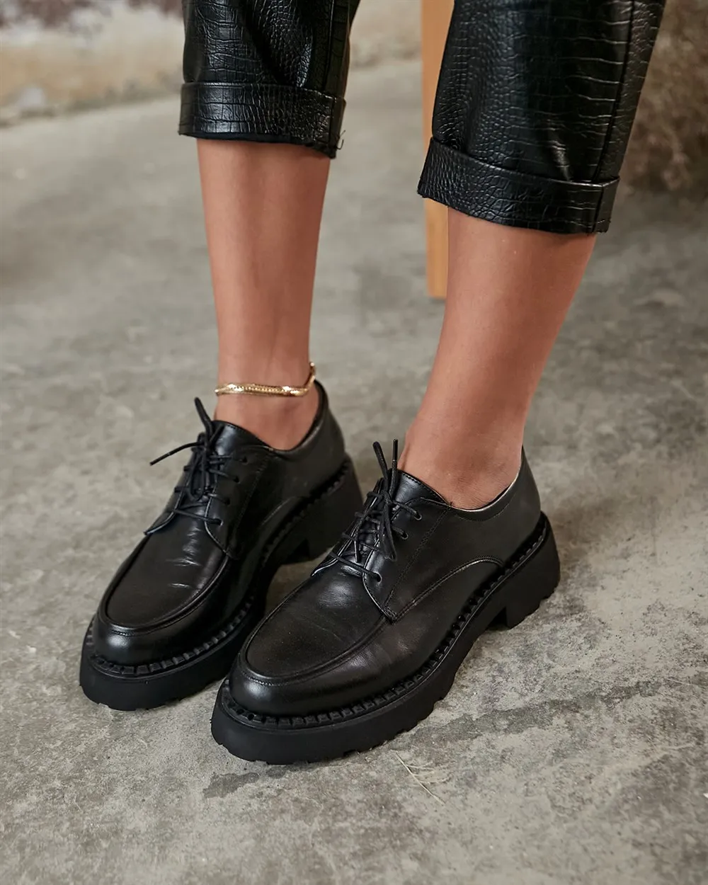 

Женские туфли из натуральной кожи, черные лоферы на толстой светильник кой подошве, туфли-оксфорды на плоской подошве, элегантные туфли на п...