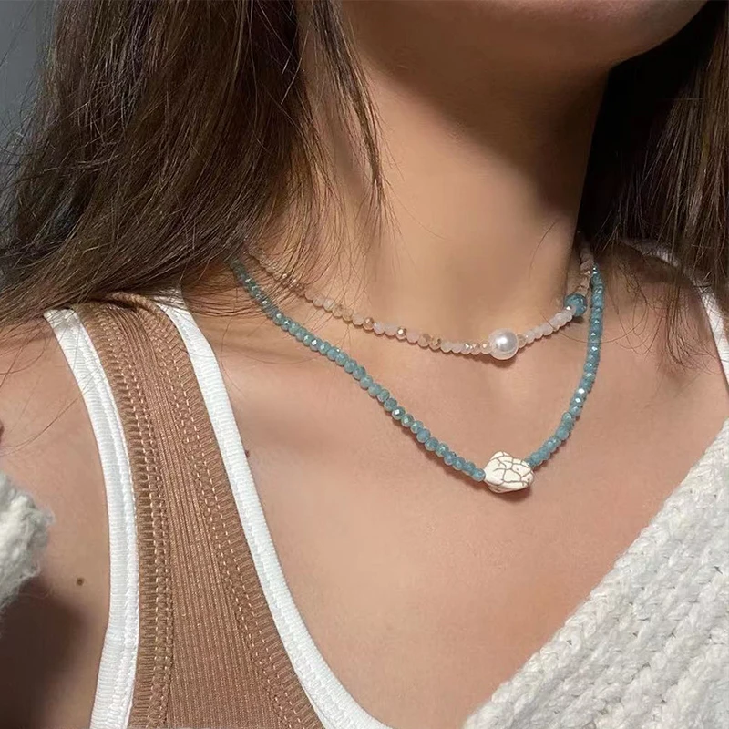 

Colorful Turquoise Ladies Necklace New Retro Fashion Gemstone Pendant Necklace Clavicle Chain