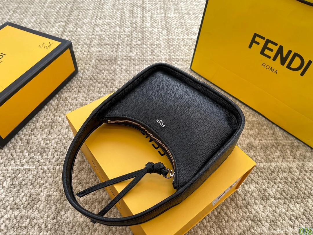 точная копия 1:1 Сумка Для Подмышек В Стиле Fendi