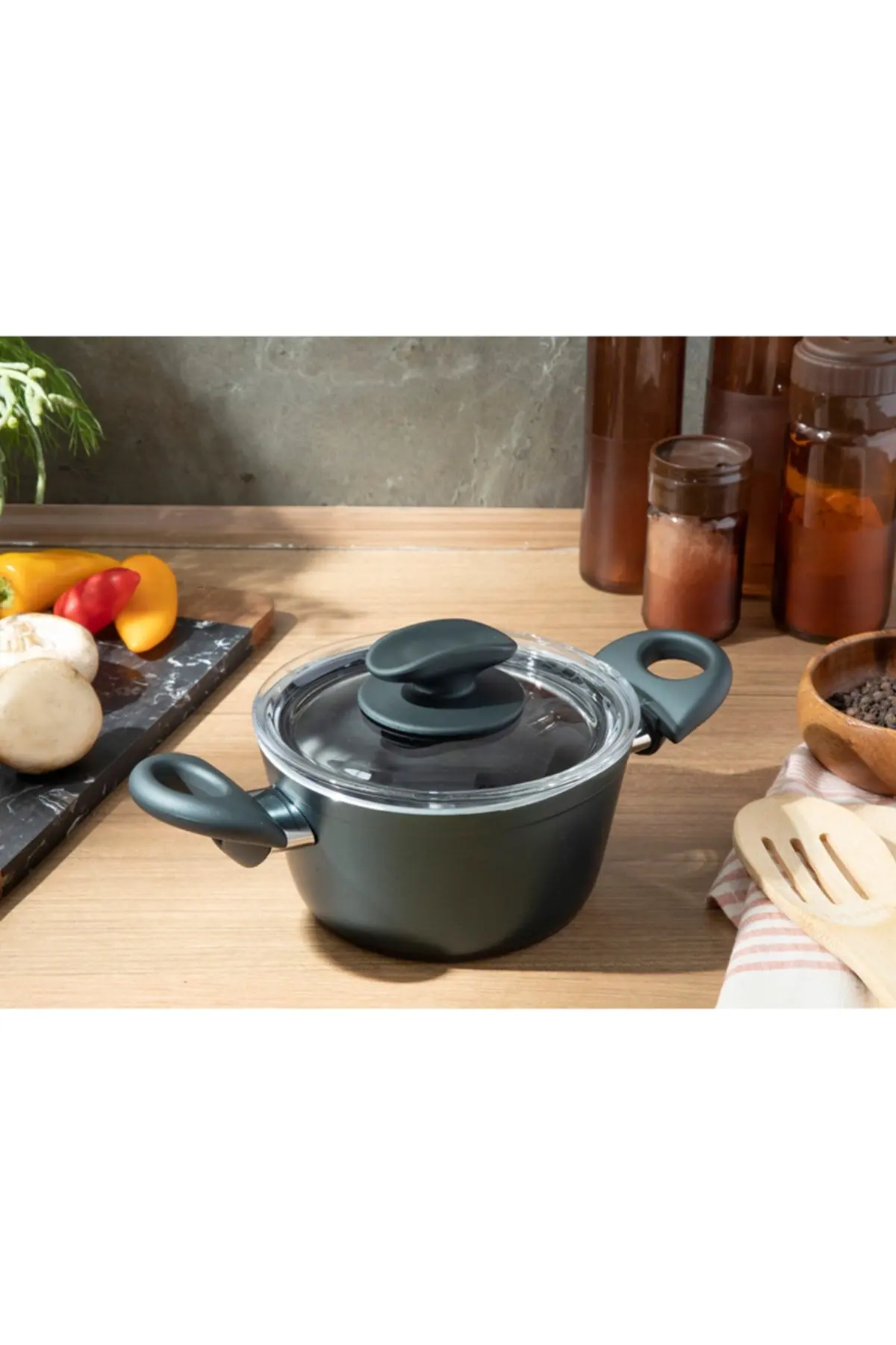 

Pretty Granite Mini Cooker With Lid 14 Cm. Green.Pattern: Pretty Color: Green Size: 14 cm.. Collection/Theme: Circle Of Life