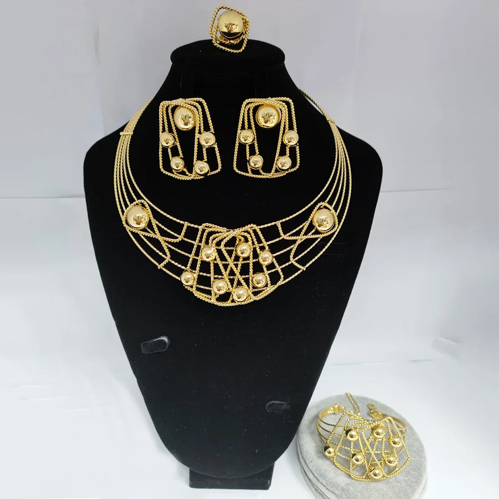 Ladies Jewelry Fashion Gold Color Earring Bohemia Hoop Earrings Circle Coper Necklace Wedding Accessories Party Gift