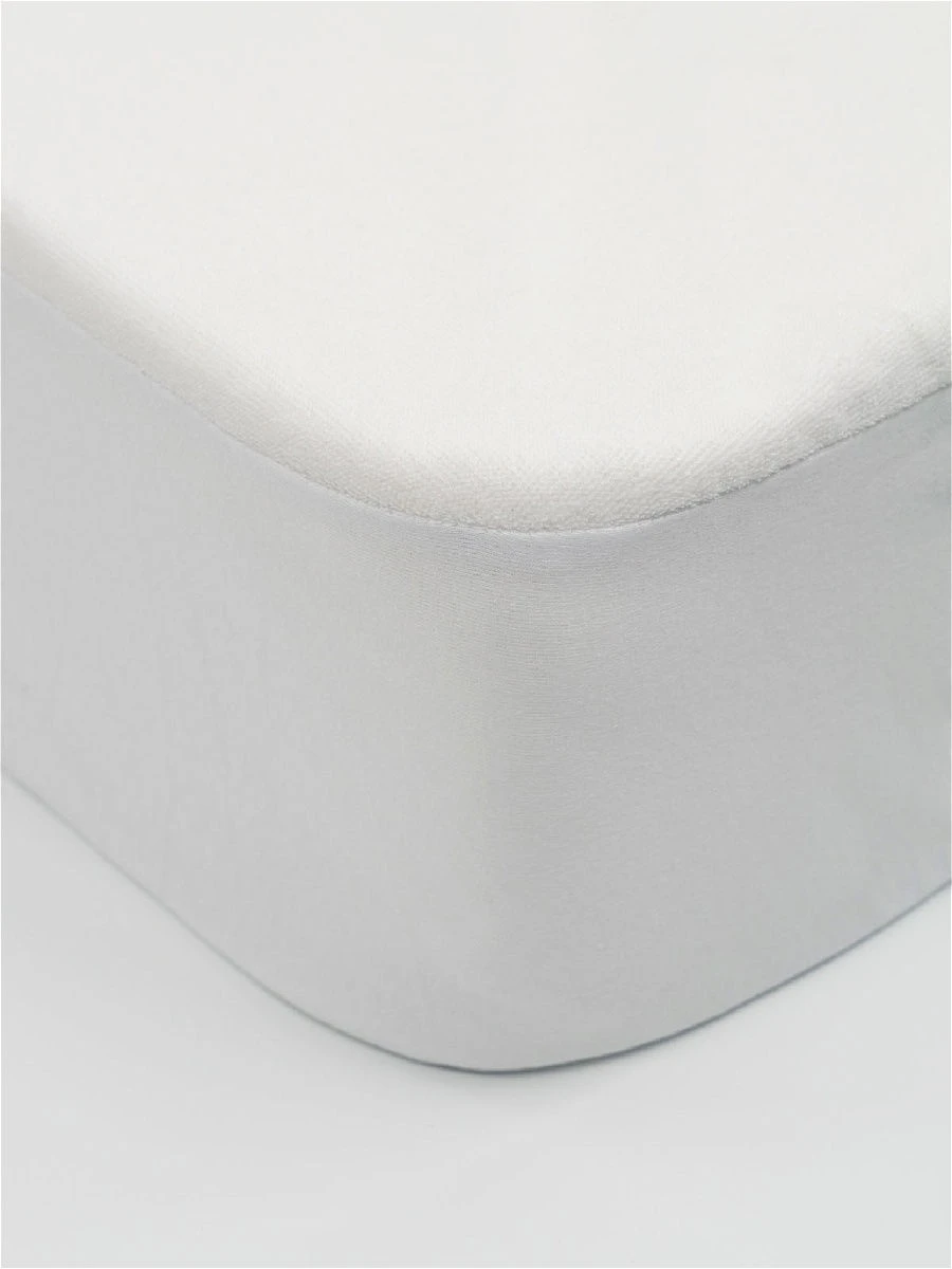 Наматрасник 180х200 см непромокаемый / Чехол на матрас Аквастоп простыня