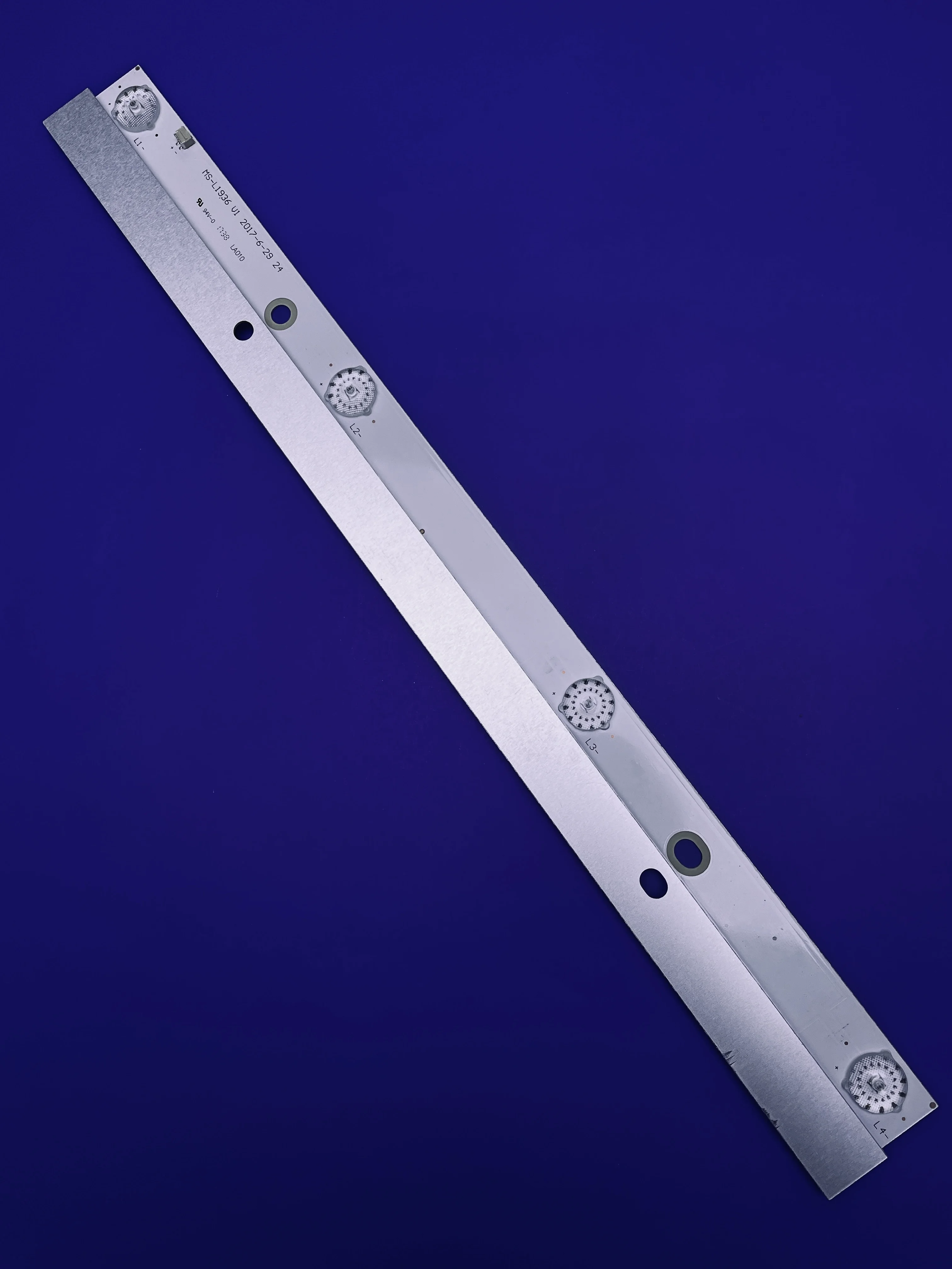 LED подсветка для TV MS-L1936 JS-D-JP2420-041ES E24F2000 CX195DLEDM ERISSON 19LES16 SHIVAKI STV-20LED14 (art.: 3920be565cb75) - 3920be565cb75