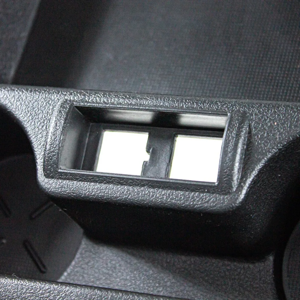 Тоннель пола ваз 2108. 21900510915400 lada облицовка туннеля пола. Панель облицовки туннеля пола задняя патриот. 21900510915400 lada облицовка туннеля пола. Накладка тоннеля пола 2190 артикул.