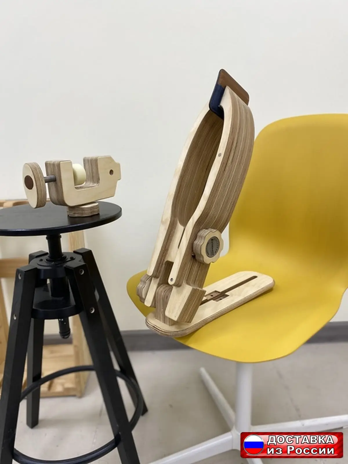 Набор для шитья "Шорник Гулливер" от Romanovtools + деревянные зажимы-ракушки для шитья "Lobster Paw" и кожаные материалы для ремесла.