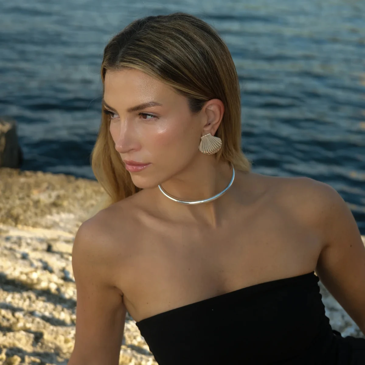 Ожерелье из нержавеющей стали с металлической текстурой