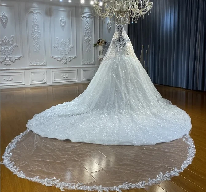 Рисунок 3 - Роскошные свадебные платья для