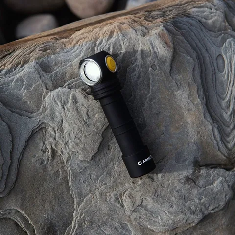 Фонарь налобный Armytek Wizard C2 Pro Magnet USB