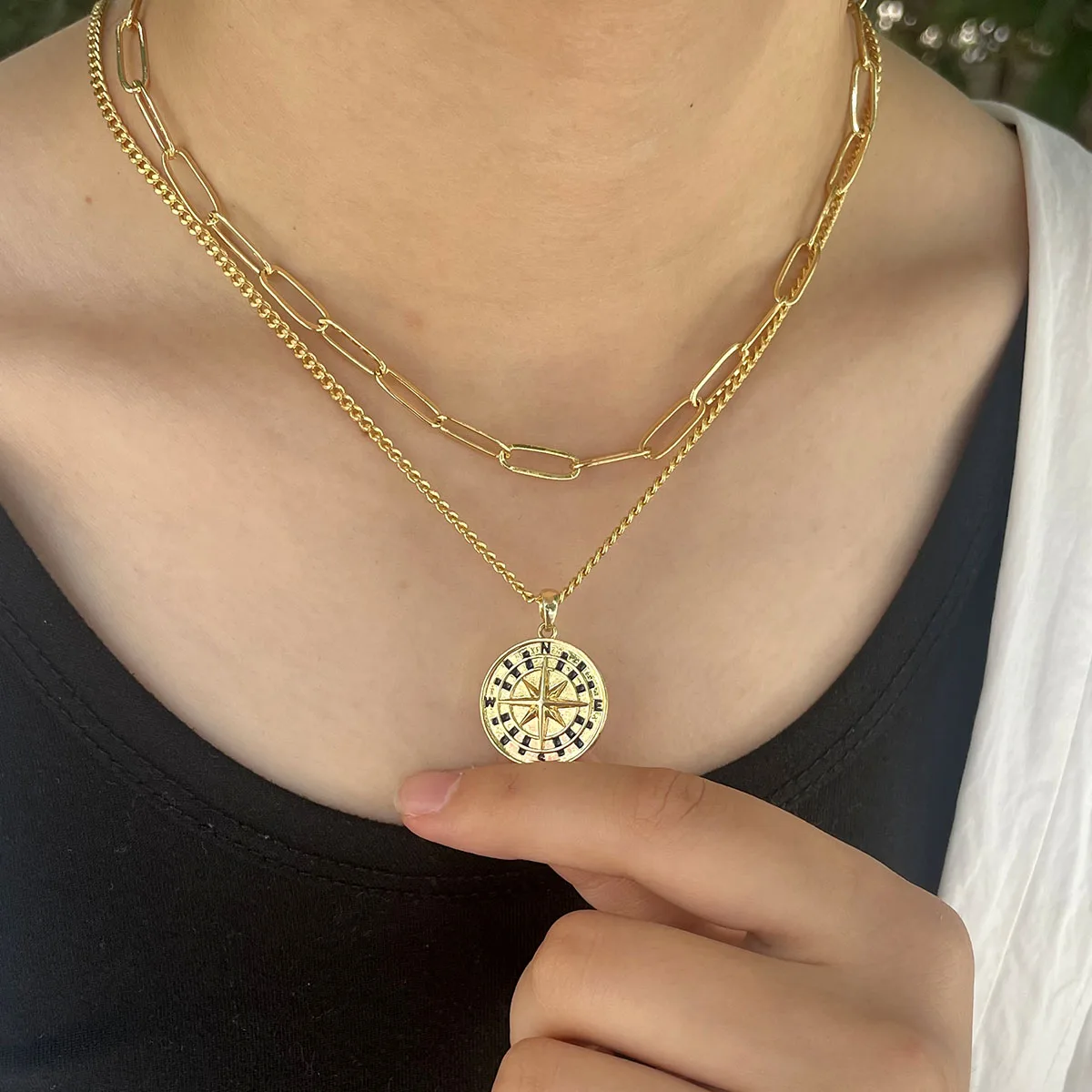 

MHS.SUN Retro Jewelry Zircon Snake/Compass/Heart/Sun/Lock Pendant Layered Necklace Gold Plated Clavicle Chain Choker For Women