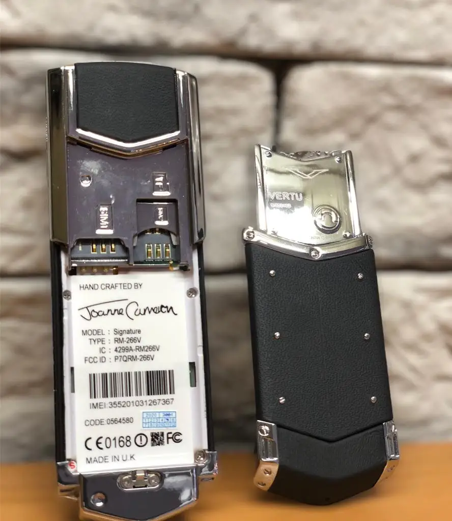 Кнопочный телефон Vertu signature S Design 2 sim Silver
