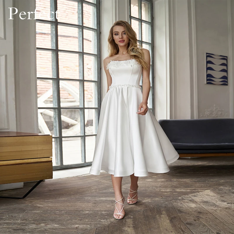 

Perfect 2023 Elegant Short A Line Satin Wedding Dress Appliques Strapless Sleeveless Lace Up Back Sequined Belt Robe De Mariee