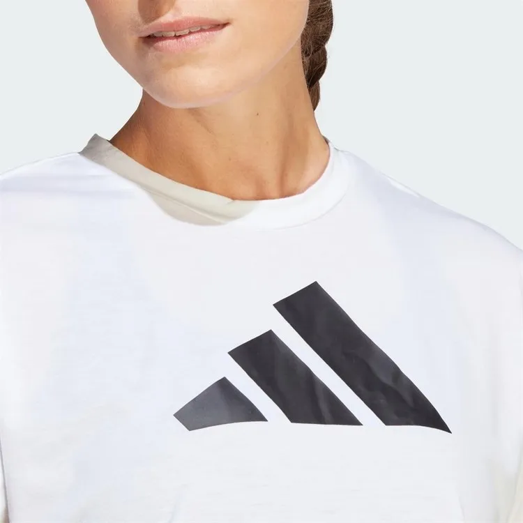 Рисунок 5 - adidas Женская футболка с логотипом