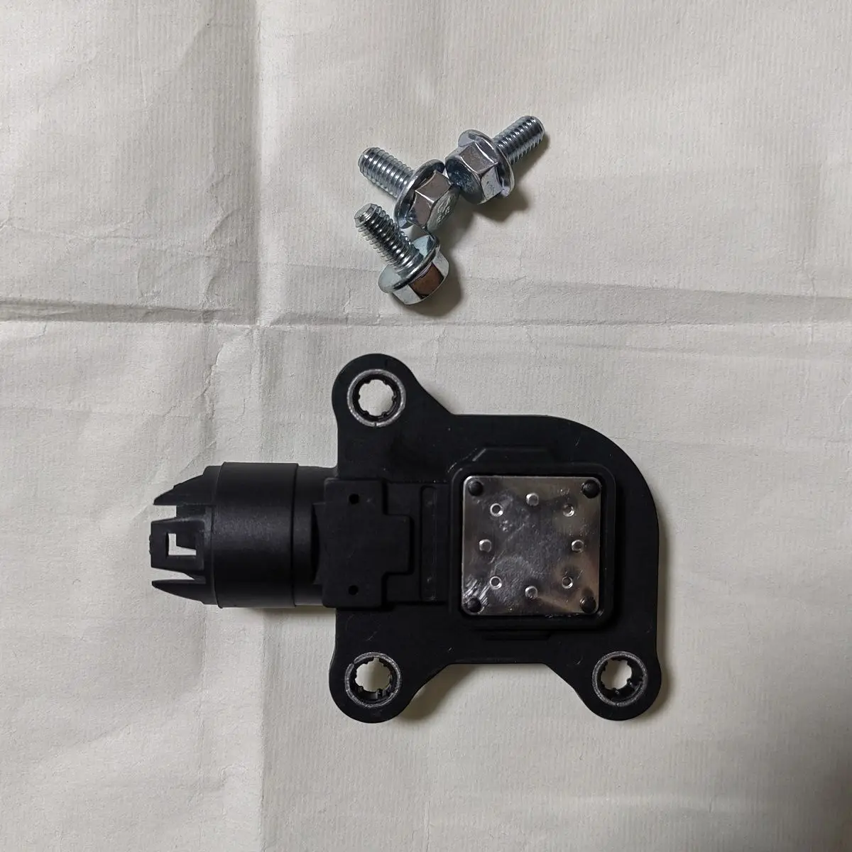 

Датчик эксцентрикового вала Valvetronic для N52 BMW 1 3 5 X3 X5 Z4 128i 325i 328i 530i X3 OE # 11377524879 / 11377541677