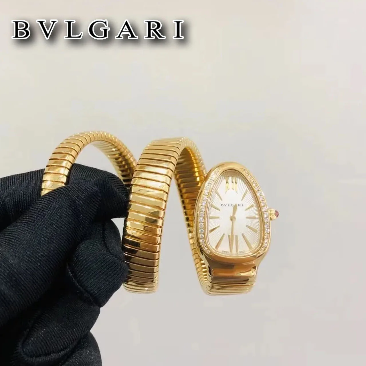 Bulgari стиль часы личность змеиный браслет новые легкие роскошные нишевые модные