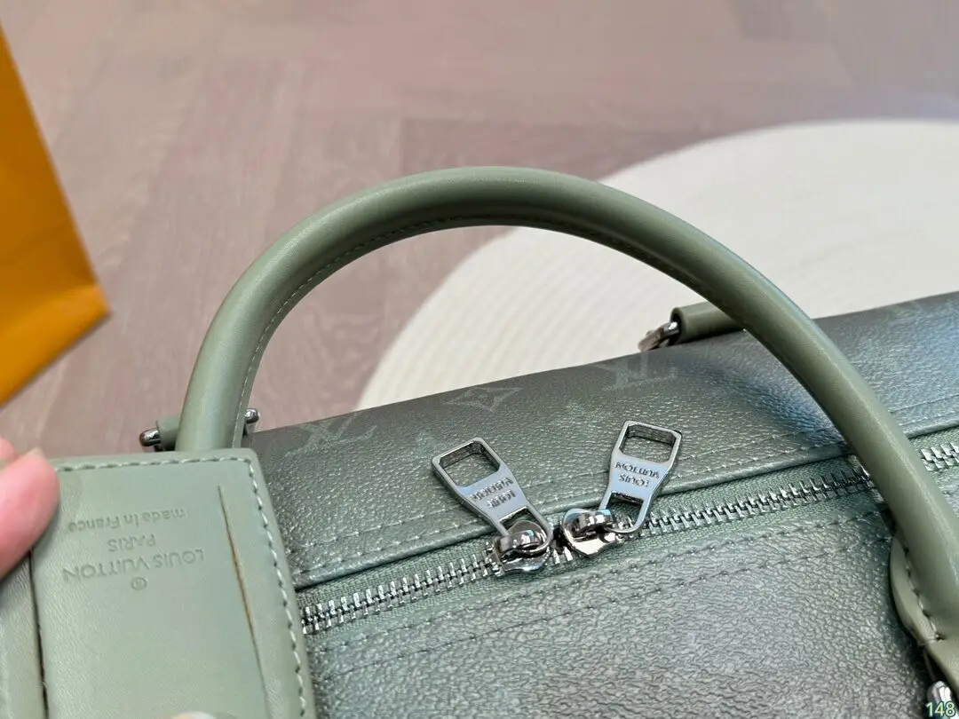 Классический Роскошный Стиль Louis Vuitton Реплика Стиля 1:1 Через Плечо Для