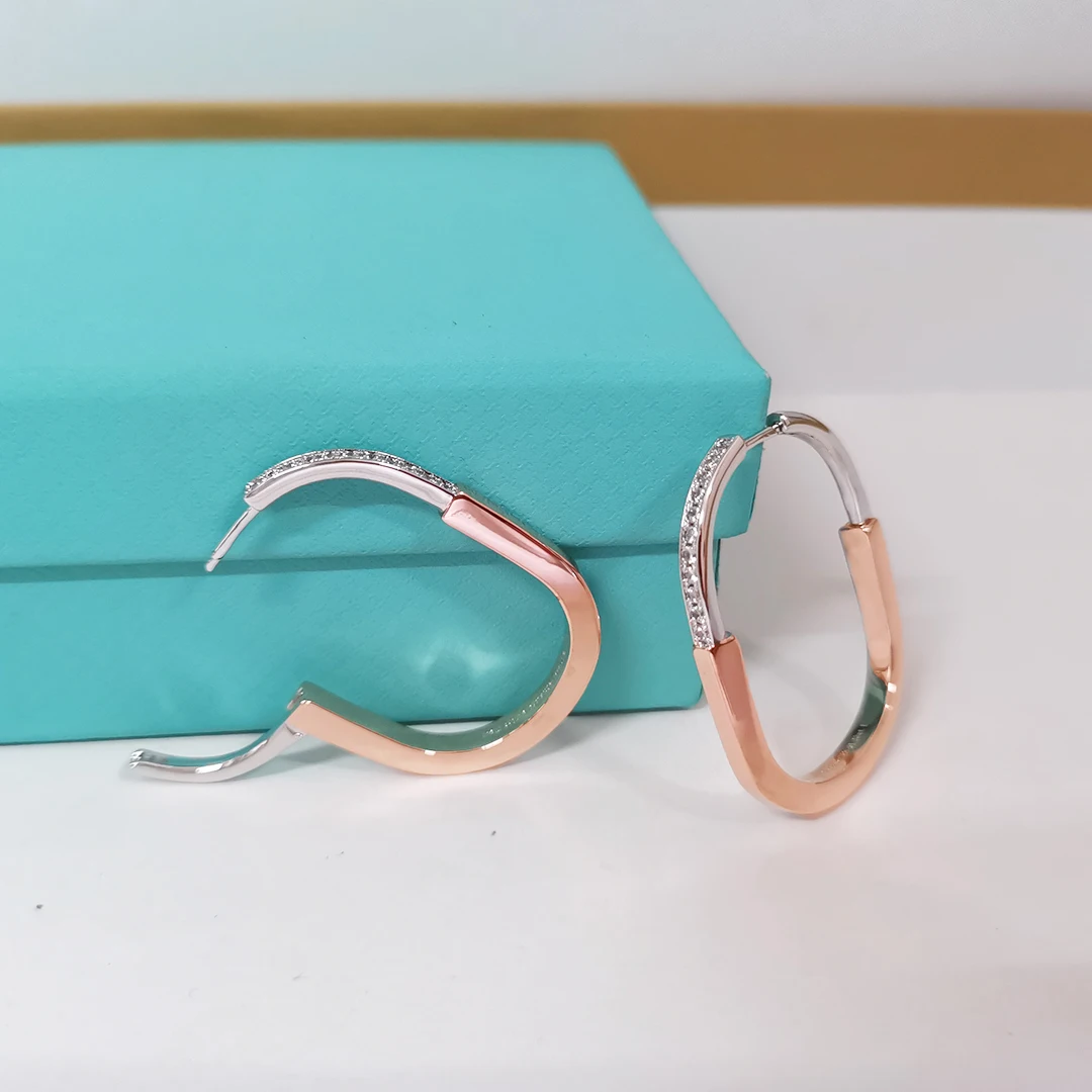 2023 Trend Hoops Earrings For Women Luxury Charms Party U Shaped Ear Studs Fashion Jewelry Gift Free Shipping Items