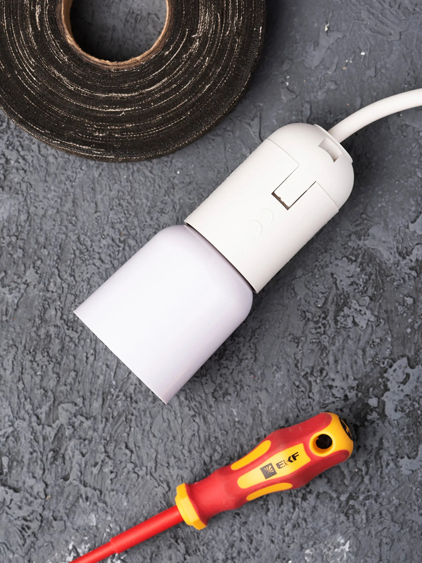 Переходник E27-E40 бел. EKF PROxima - 1 шт