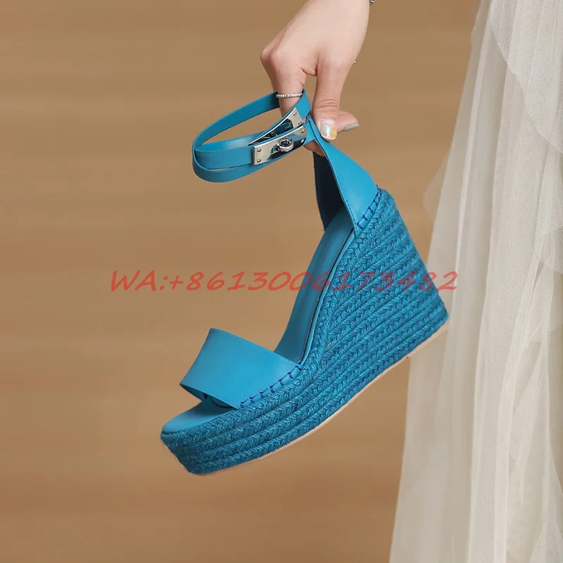 Босоножки женские кожаные на танкетке дизайнерские сандалии платформе с пряжкой