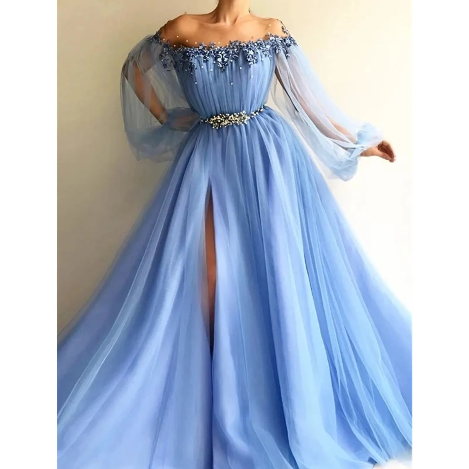 

Sky Blue Puffy Sleeves Prom Dress Princess Off The Shoulder Quinceanera Dress Tulle Lace Appliques Beaded Sweet 16 Pageant Gown