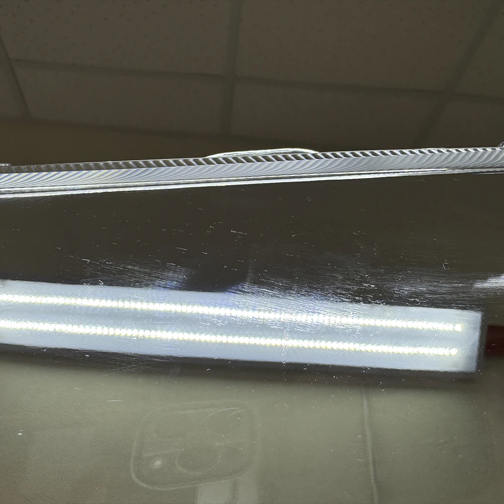 УЦЕНЕННОЕ стекло для фары Suzuki SX4 (2006-2016) Левое №6