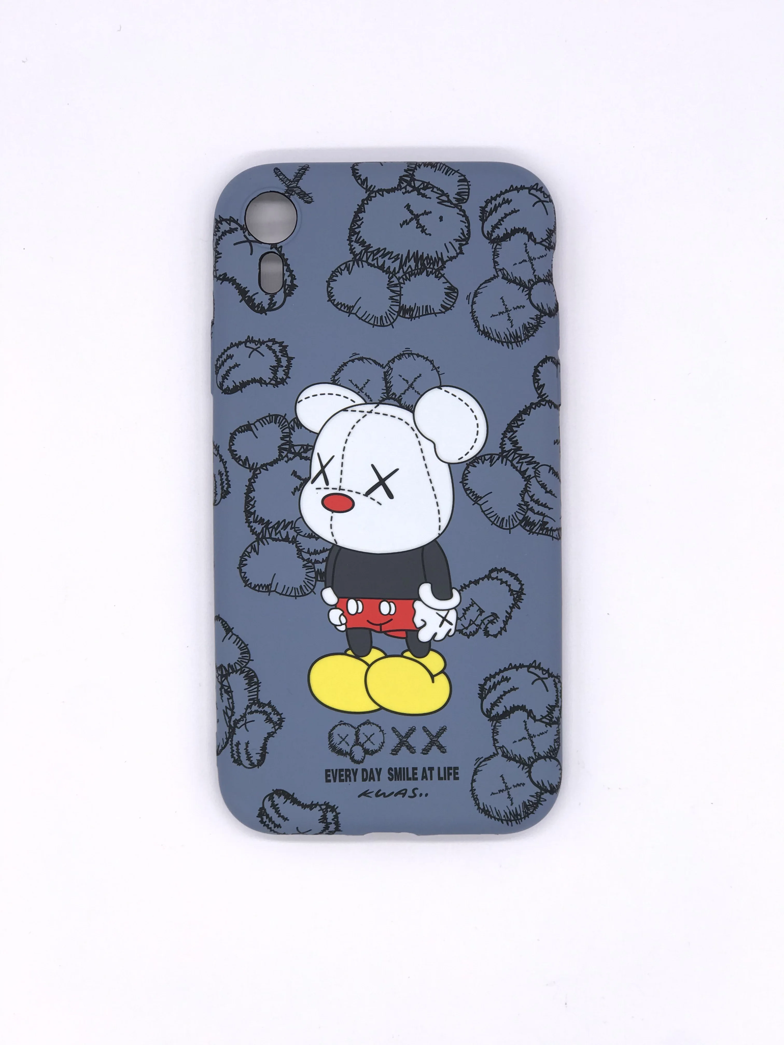 Силиконовый чехол Luxo KAWS для iPhone XR |