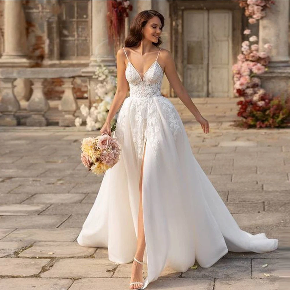 

Exquisite Wedding Dresses V-Neck Sleeveless Spaghetti Straps Bride Gown Tulle Zipper Backless A-Line Appliques Vestido De Noiva